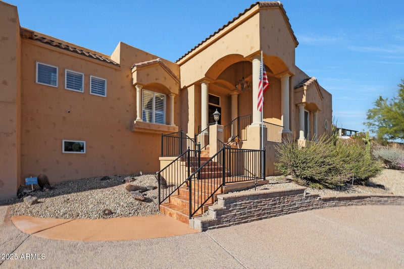 1044 Indian Hills Pl, Phoenix, AZ 85023