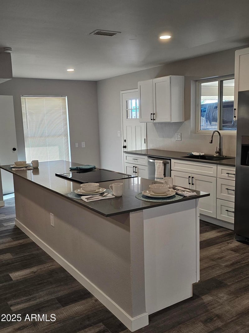10440 Cheryl Dr, Sun City, AZ 85351