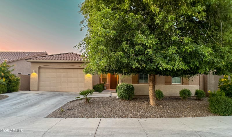 10440 Swayback Ps, Peoria, AZ 85383