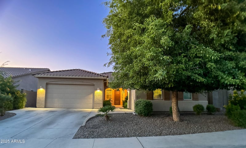 10440 Swayback Ps, Peoria, AZ 85383