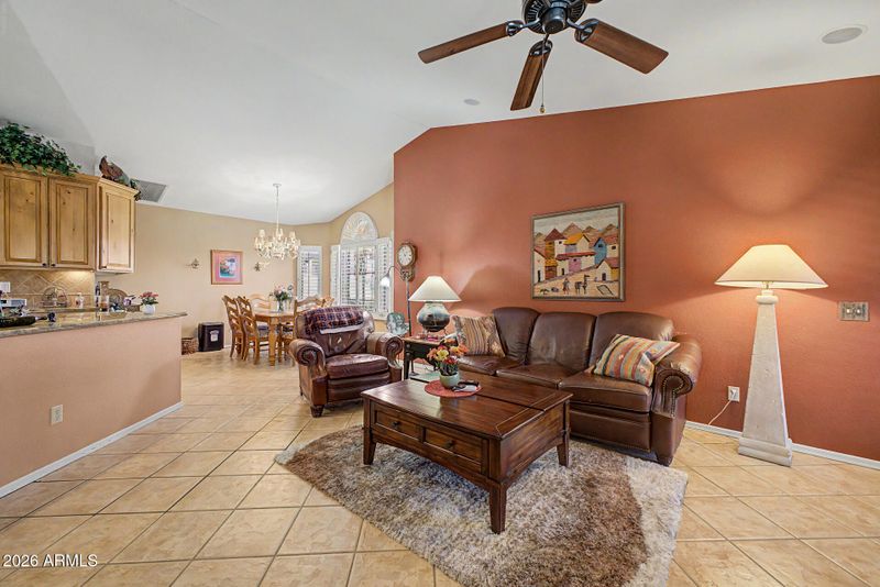 10441 E Lambert Dr, Sun Lakes, AZ 85248
