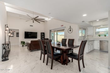 10441 W Twin Oaks Dr, Sun City, AZ 85351