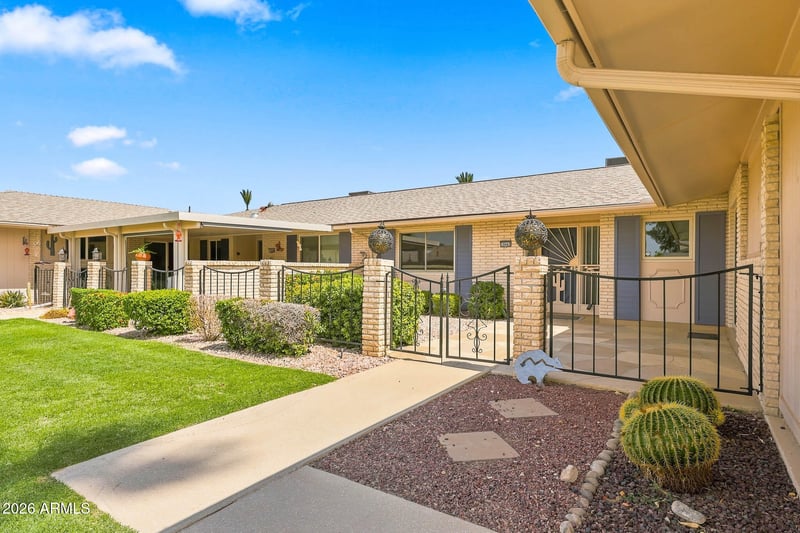 10442 W Tropicana Cir, Sun City, AZ 85351