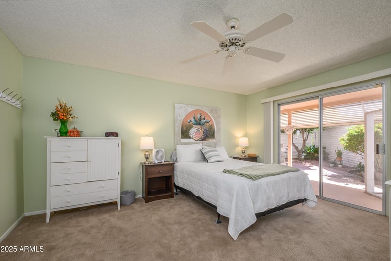 10443 Loma Blanca Dr, Sun City, AZ 85351