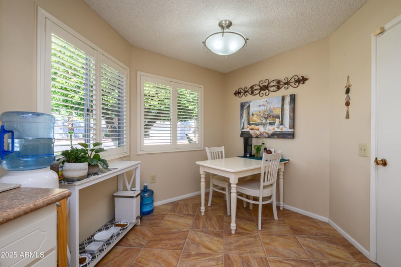10443 Loma Blanca Dr, Sun City, AZ 85351