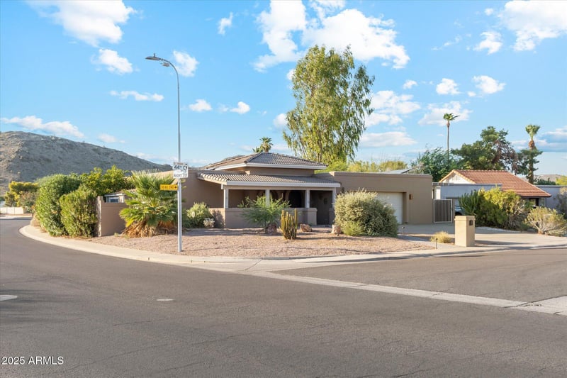 10444 44th Ct, Phoenix, AZ 85044