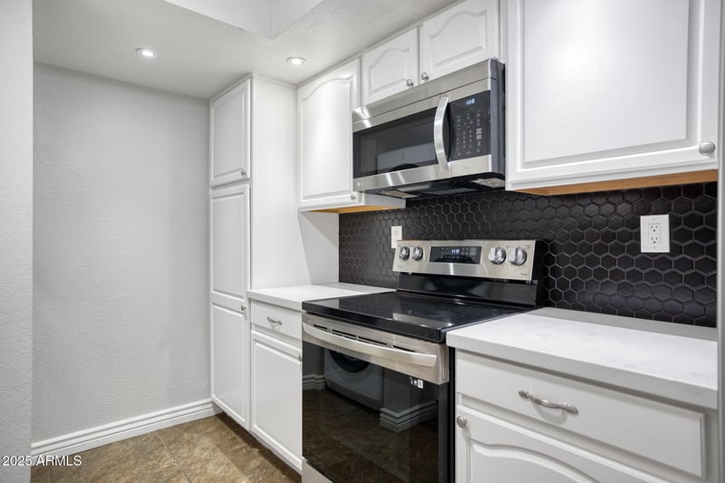 10444 69th St #201, Paradise Valley, AZ 85253