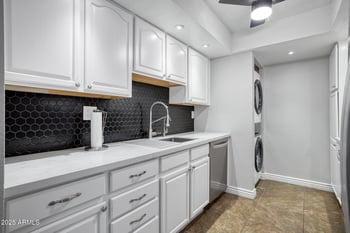 10444 69th St #201, Paradise Valley, AZ 85253