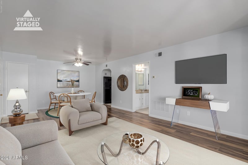 10444 69th St #206, Paradise Valley, AZ 85253