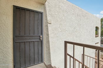 10444 N 69th St #206, Paradise Valley, AZ 85253