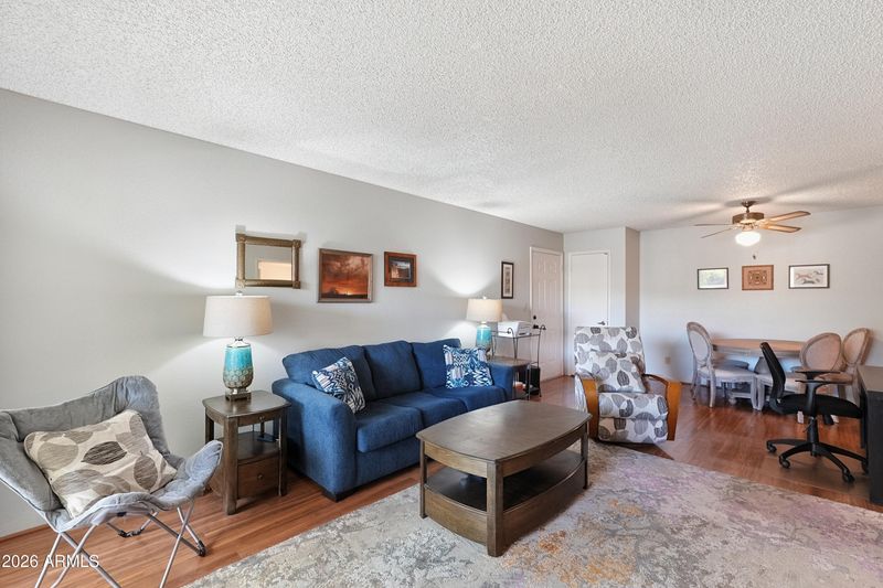 10444 N 69th St #214, Paradise Valley, AZ 85253