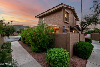 10445 11th Pl #3, Phoenix, AZ 85020