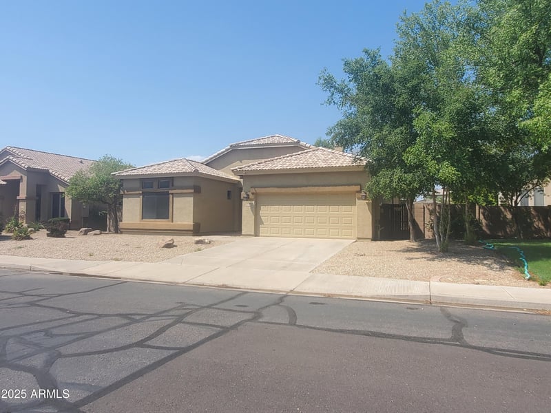 10446 Florian Ave, Mesa, AZ 85208