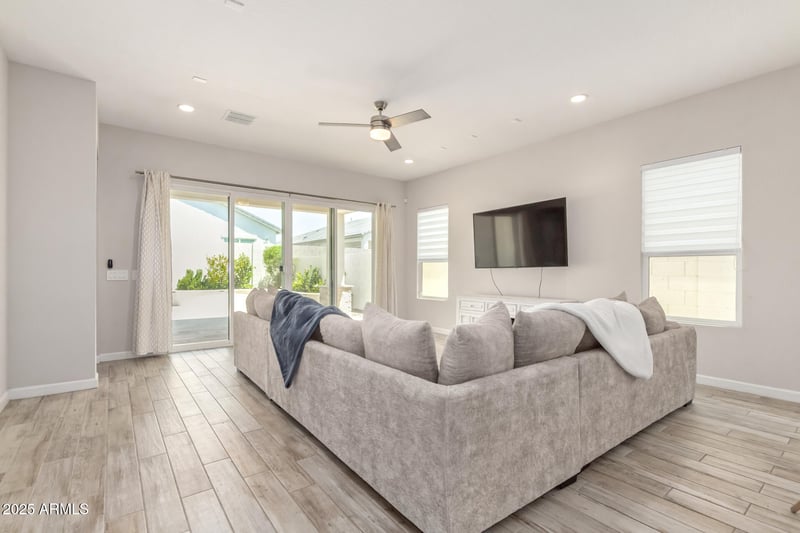 10446 Lone Cactus Dr #10446, Peoria, AZ 85382
