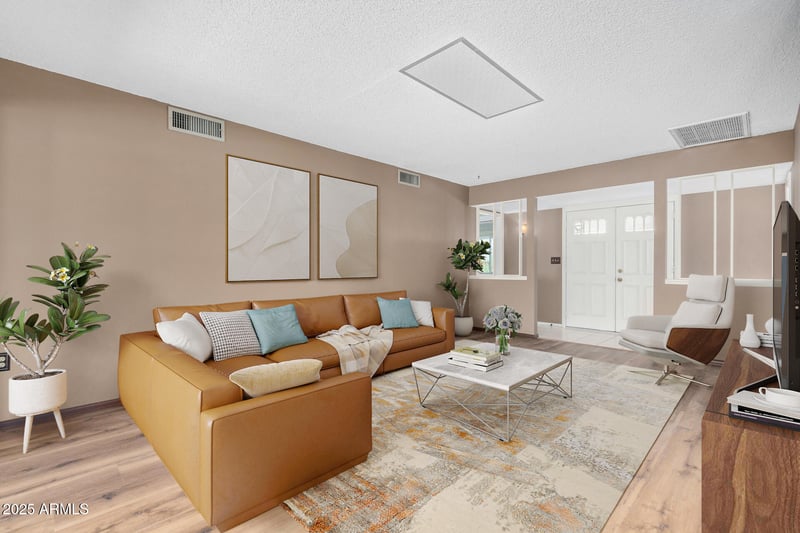 10446 Meade Dr, Sun City, AZ 85351