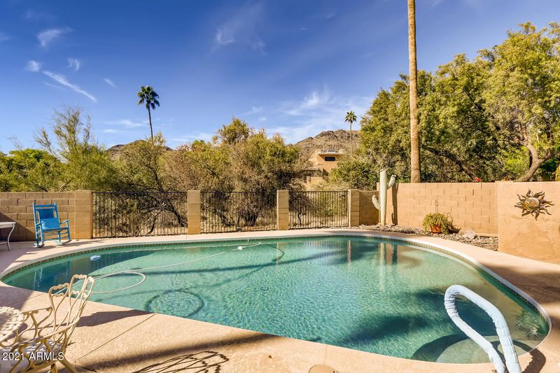 10446 N 9th St, Phoenix, AZ 85020