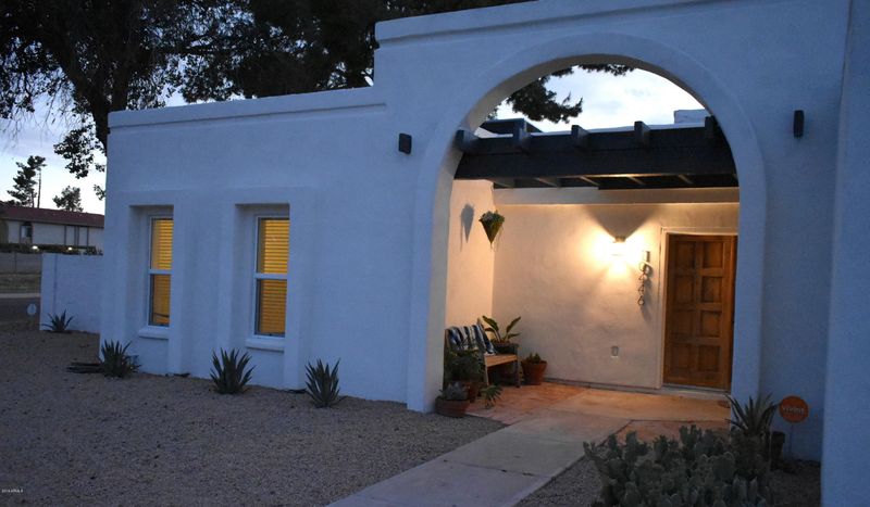 10446 S 46th St, Phoenix, AZ 85044