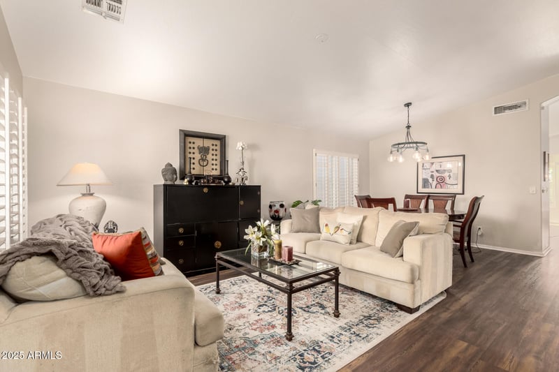 10447 Diamond Ave, Mesa, AZ 85208