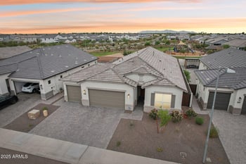10447 Lone Cactus Dr, Peoria, AZ 85382