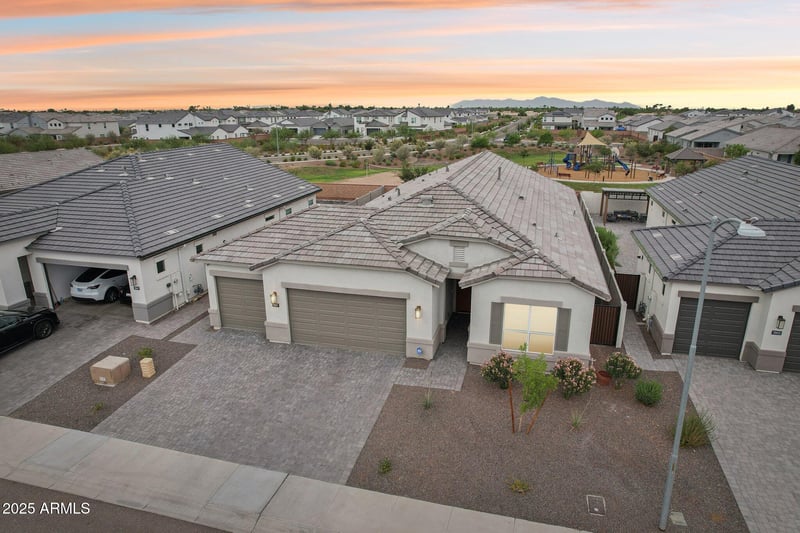 10447 Lone Cactus Dr, Peoria, AZ 85382