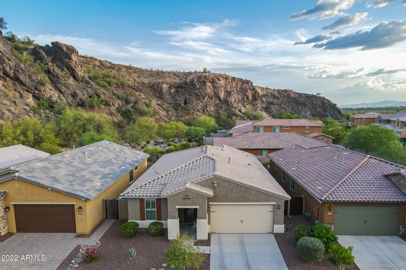 10447 W Maya Way, Peoria, AZ 85383