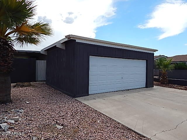 10449 Devonshire Ave, Phoenix, AZ 85037
