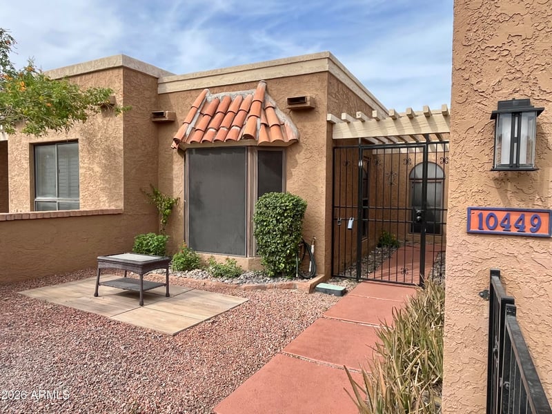 10449 9th St, Phoenix, AZ 85020