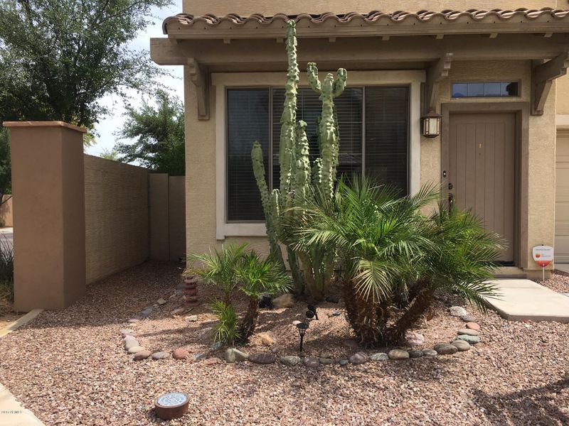 1045 E Julian Dr, Gilbert, AZ 85295
