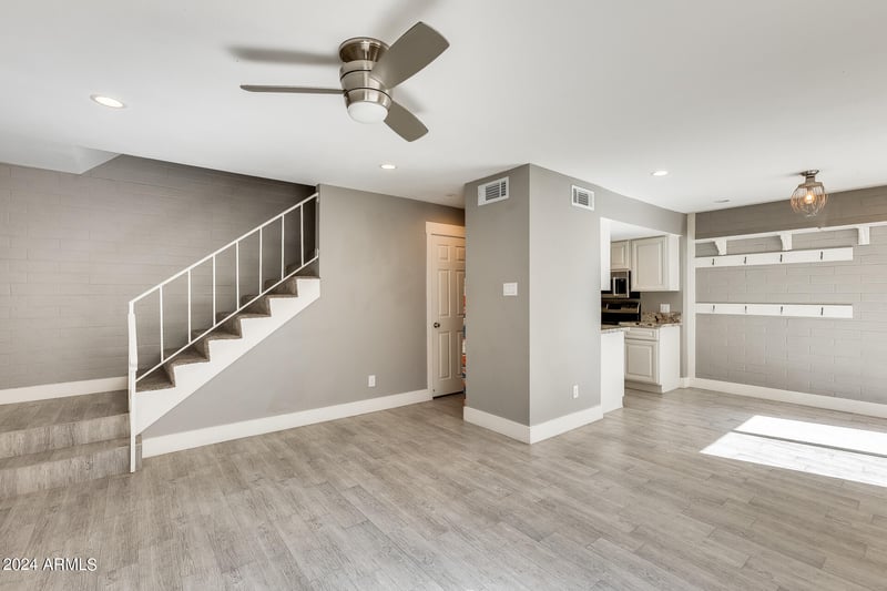 1045 Granite Reef Rd, Scottsdale, AZ 85257
