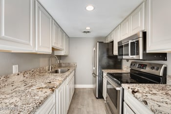 1045 Granite Reef Rd, Scottsdale, AZ 85257