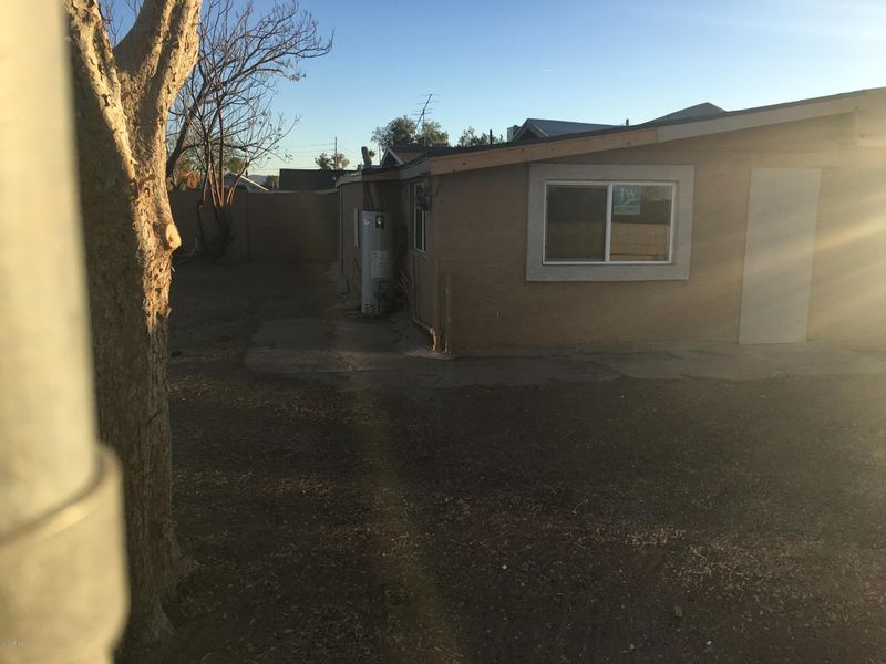 1045 N 27th Pl, Phoenix, AZ 85008