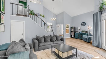 1045 Sunburst Ln, Tempe, AZ 85284