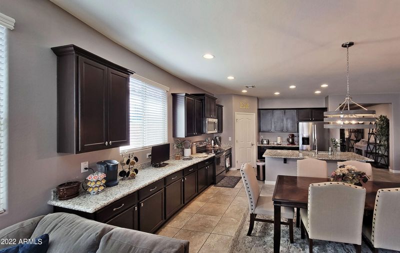 10450 W Alyssa Ln, Peoria, AZ 85383