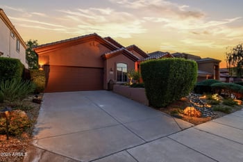 10453 Acoma Dr, Scottsdale, AZ 85255