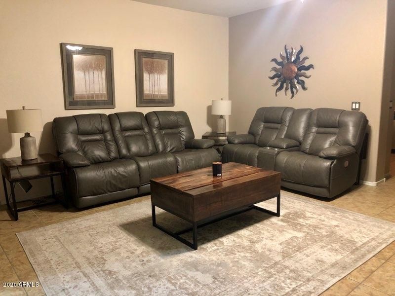 10453 E Flossmoor Ave, Mesa, AZ 85208
