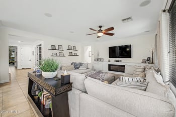 10453 W El Cortez Pl, Peoria, AZ 85383