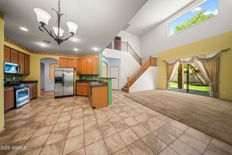 10456 Los Gatos Dr, Peoria, AZ 85383