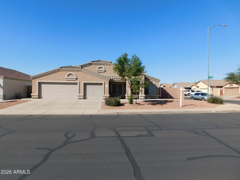 10458 El Moro Ave, Mesa, AZ 85208