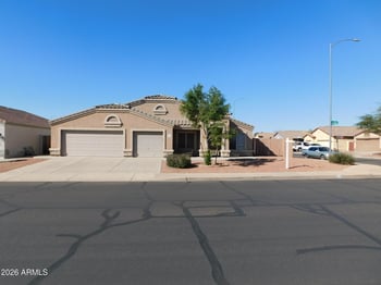 10458 El Moro Ave, Mesa, AZ 85208