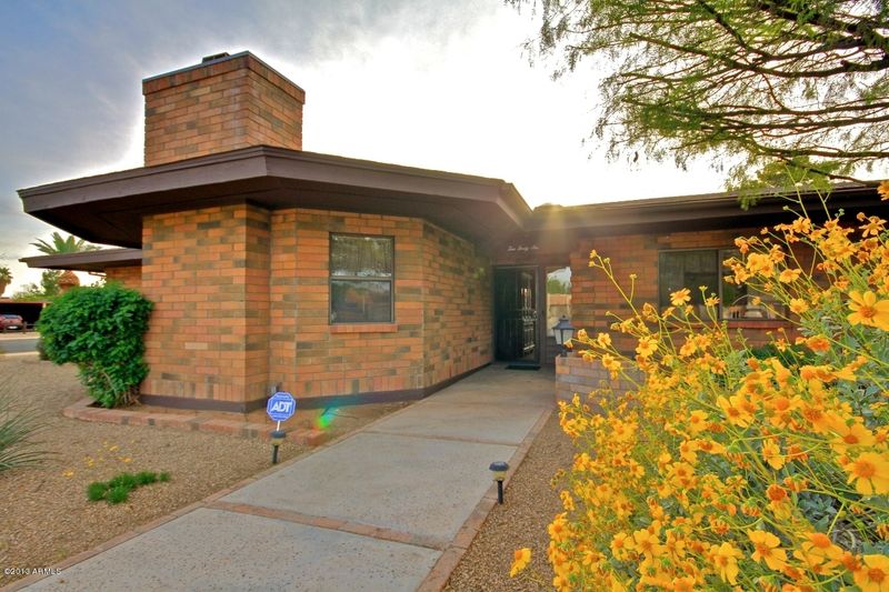1046 E Fawn Cir, Mesa, AZ 85203