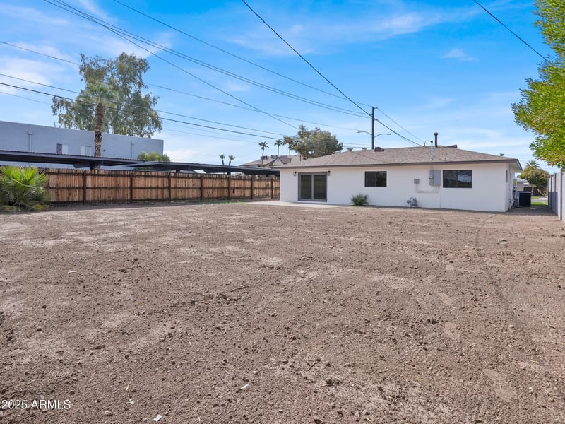 1046 Elm St, Phoenix, AZ 85014