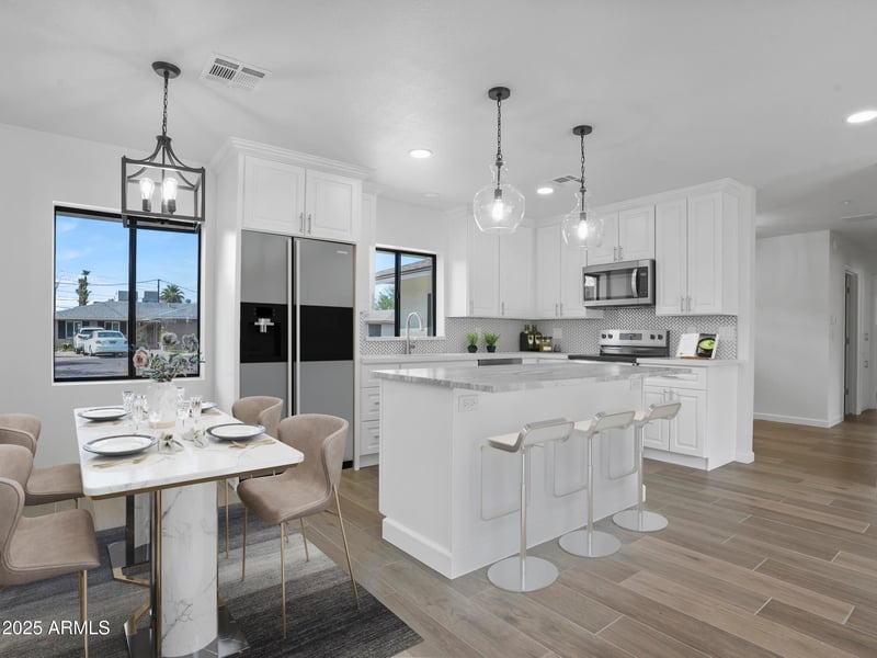 1046 Elm St, Phoenix, AZ 85014