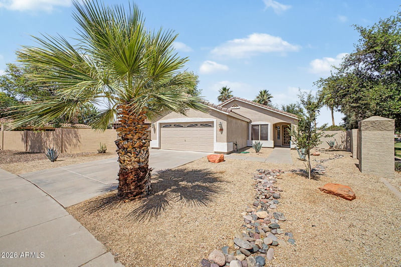 1046 San Benito Dr, Gilbert, AZ 85234