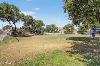 1046 San Benito Dr, Gilbert, AZ 85234