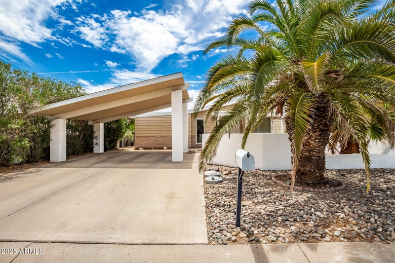 10461 Devonshire Ave, Phoenix, AZ 85037