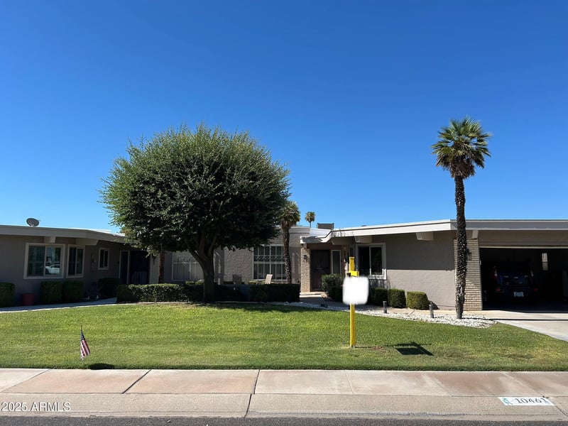 10461 Loma Blanca Dr, Sun City, AZ 85351