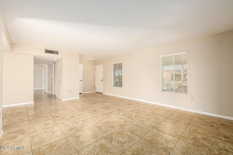 10461 Sutters Gold Ln, Sun City, AZ 85351