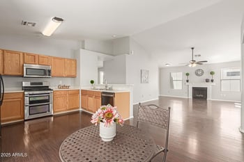 10463 Pasadena Ave, Glendale, AZ 85307