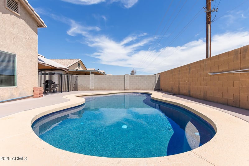 10463 Pasadena Ave, Glendale, AZ 85307