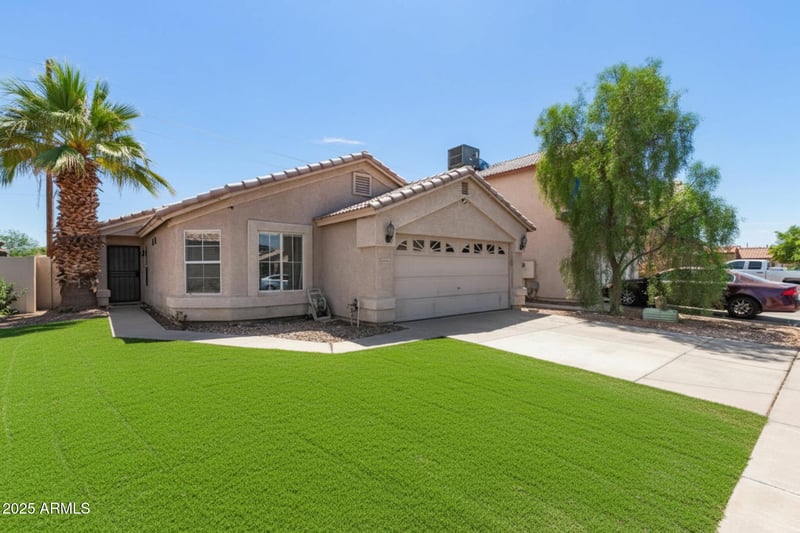 10463 Pasadena Ave, Glendale, AZ 85307